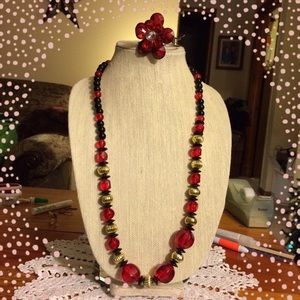 🌼 Long beaded necklace with Coordinating bracelet